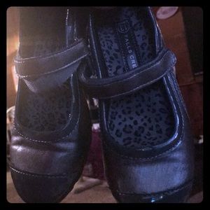 Size 13 Charcoal colored dress flats